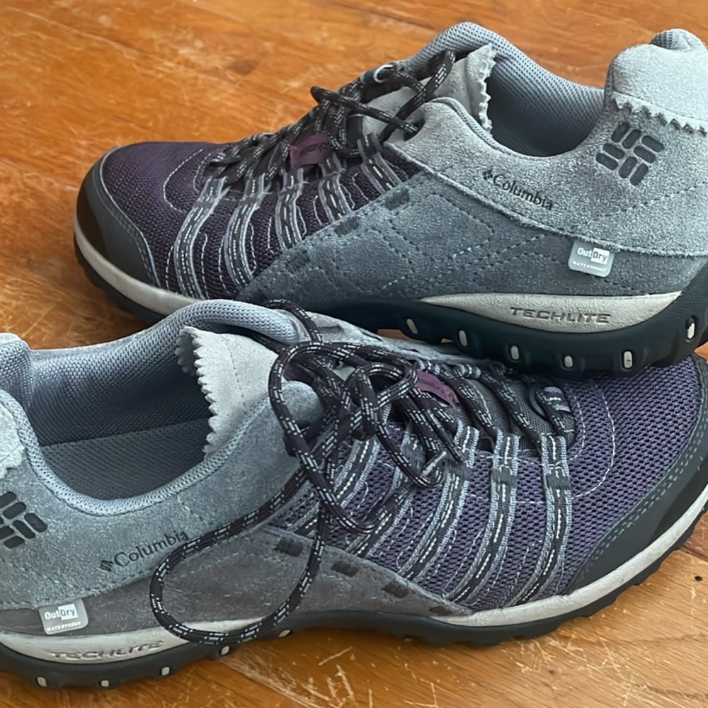 Columbia Light Gray Women's Sneakers